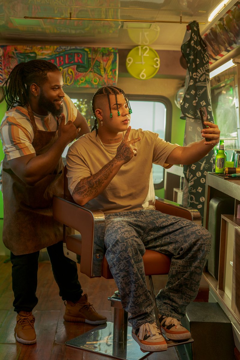 El Boza estará participando en múltiples proyectos de Cerveza Panamá, iniciando con la campaña de verano donde es el protagonista de una de las piezas principales con su nuevo sencillo “Booty Puty”.   En esta pieza se resalta la chispa de los panameños <a href="/Cerveza_Panama/">Cerveza Panamá</a>