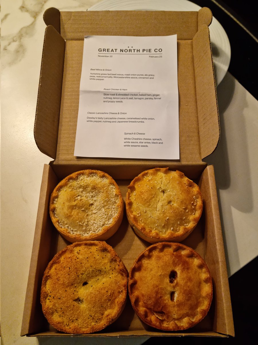 StubbornMuleBru's tweet image. Used to think the old monthly #Brewtaps came round quick 😜 Anyway, next up 👉  Taps are open THIS FRIDAY 10th 4pm til 8pm, food by @GreatNorthPieCo 🤤 Followed swiftly by an all dayer ish Sat 11th 1pm til 8pm 🍻 with even more top nosh by @Urban_Crust #craftbeer #altrincham ✌️