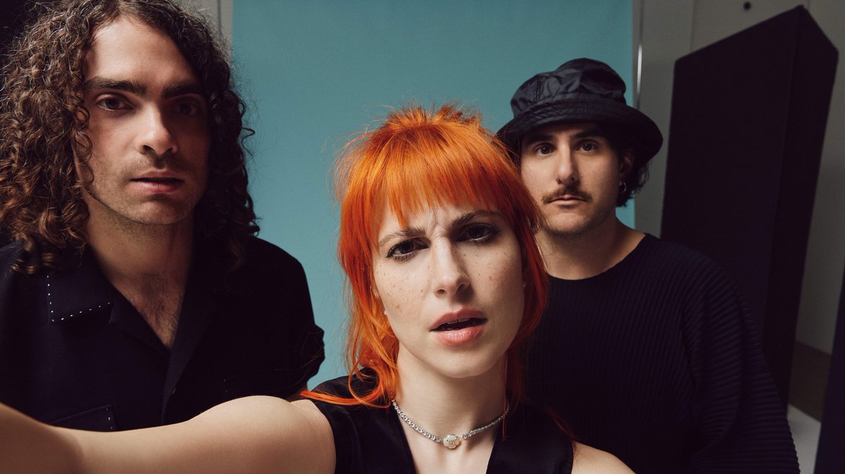 ★ yelyah content ★ tweet media