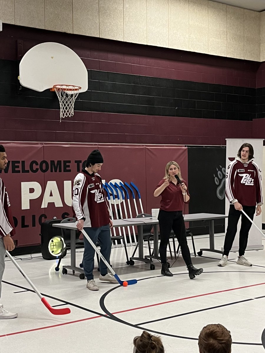 StPaulsPVNC's tweet photo. Thank you to @PetesOHLhockey for a fantastic kick off assembly for our sponsored ball hockey lunch intramural league. The energy was contagious! Our Gr. 4-6 students are excited! @PVNCCDSB https://t.co/P5ujq39QLK