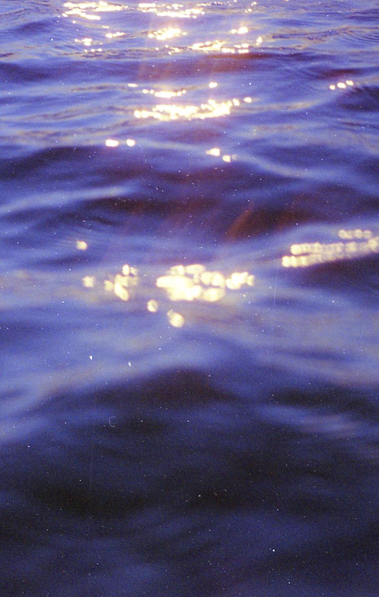 Ang_Ramm's tweet photo. Abstract photos of water on film 🎞 https://t.co/7DJY4QWzz2
