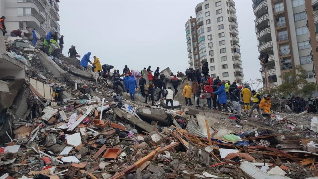 odedeogluile's tweet photo. @GEA__SAR İstanbul ekibimiz İskenderun a ulaşmıştır ve enkaz çalışmalarına başlamıştır.
.
.
#gea #deprem https://t.co/drXbe31ddo