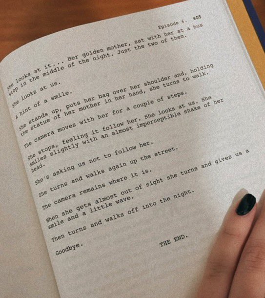 sckberry's tweet photo. Cause of death: these three Fleabag pages. https://t.co/9bHdWYSQiN