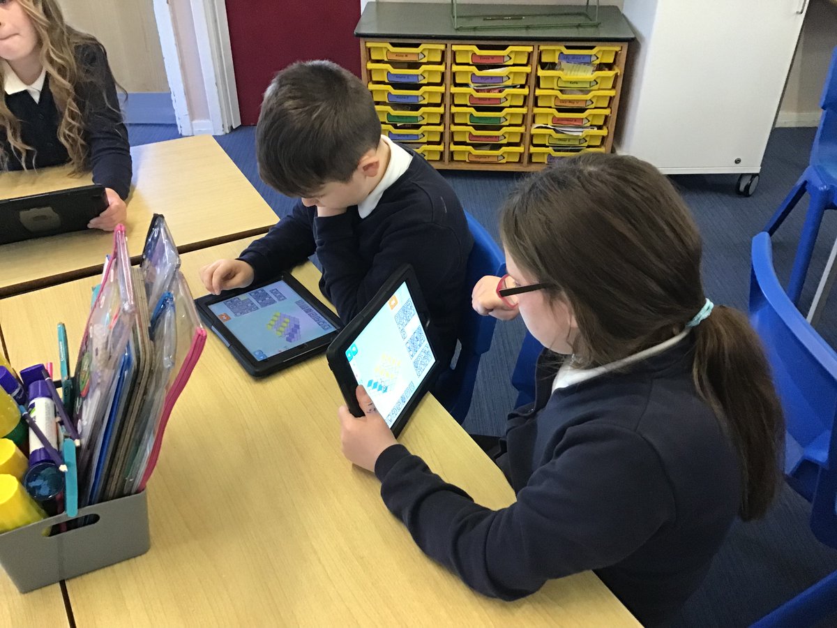 easterside_a's tweet photo. Class 3 have been developing their resilience today when coding using procedures in their Computing lesson. Look at the determination on their faces! #EastersideYear5and6 #EastersideComputing #EastersideValues https://t.co/8sebx6wNlL