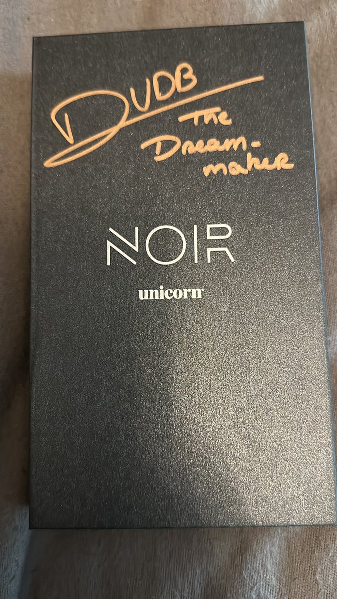 Another signed set for the charity 🎯🎯🎯