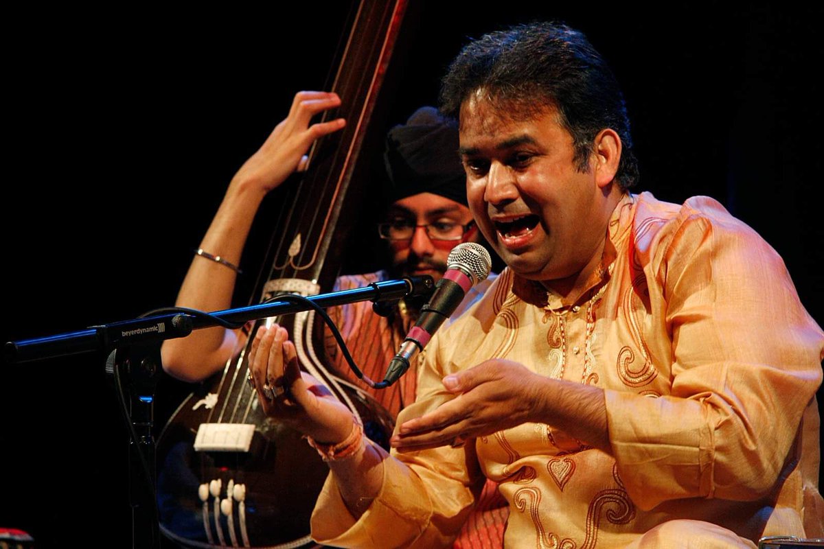 GemArtsuk's tweet photo. Check out  @pulseconnects newsletter. Includes GemArts #IndianSpringColours @durham_uni this weekend 11-12 Feb featuring sitarist Ashraf Khan with @tablashahbaz; khyal singer Vijay Rajput and @kavirajsingh_ ; and dance performances by Maryam and Payal 👉🏽https://t.co/jTsYQa9bDV https://t.co/tZHKXe7HZt