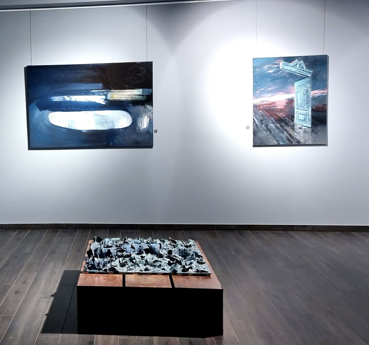 My ceramic panel Under the Surface on the exhibition One day after... in Imagine Point Gallery

#BlackSea #artexhibition #Ukraine️ #artcollection