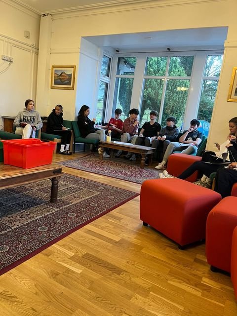 TheBarlowRC's tweet photo. #RevisionCanBeFun🌟
Just ask @thebarlowrc #Year11 Pupils!
#GhyllHead 'Revision' Residential, you were amazing ✨
#GCSE #English #Maths #Revision #Year11Revision #TheBarlowRC #AcademicExcellence #HighStandards #HighExpectations #Didsbury #StudyTips #TheBarlowFamily #TeamBarlow https://t.co/B3LWuCIIEd