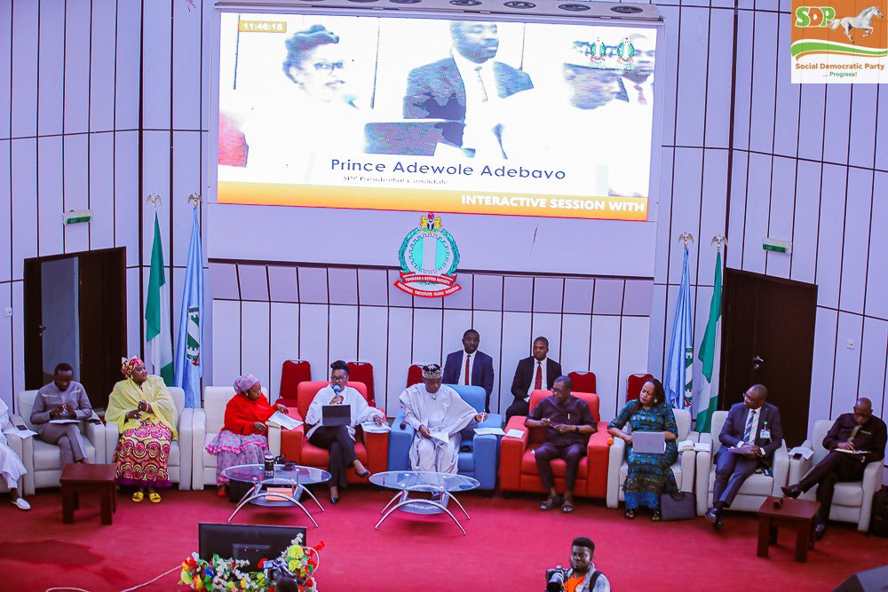 Okunnu_Lamidi's tweet photo. Pres Adewole ADEBAYO &amp; entourage express pleasure for invitation at NIPSS, Kuru to engage on matters important to our Party’s voters &amp; solicit more public support efforts from thought leaders across the country in reaching common ground void of singular personal interests&amp; biases https://t.co/qv1BnR4RqM