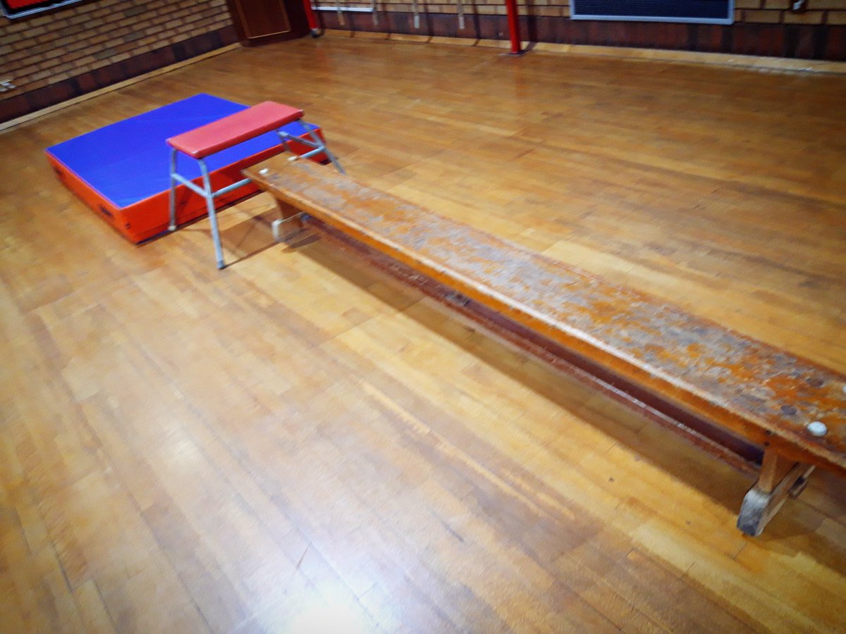 RBGym_Sam's tweet photo. Nursery have had a great morning in PE 😃 Pupils were trying to walk tall like giraffes whilst using equipment. It was great to watch pupils become more confident walking on their tip toes and challenging themselves by moving in different directions 👏 #PrimaryPE #PhysEd https://t.co/ffN50jkUUf