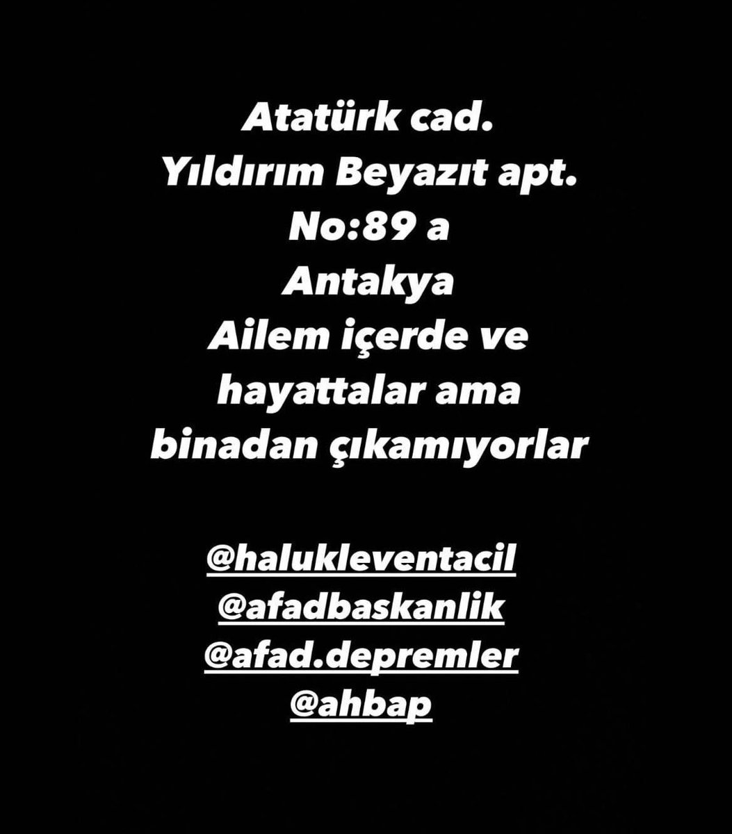 theegebariss's tweet photo. Arkadaşımın ailesi yaşıyor ancak binadan çıkamıyor. Acil yardım #Hatay #acil #deprem @AFADBaskanlik @ahbaphatay @haluklevent https://t.co/2OpvMuvjxL