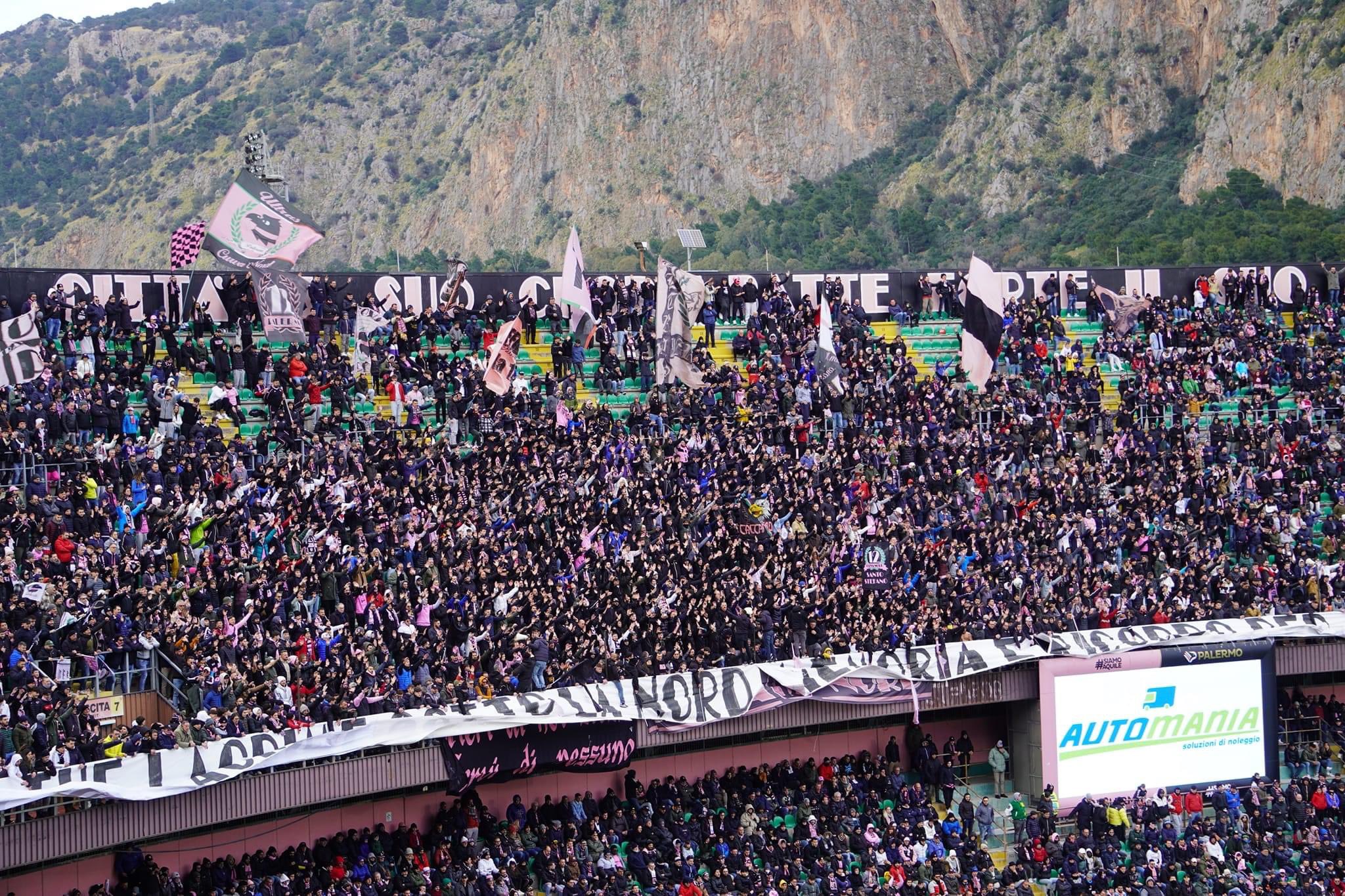 Palermo fans hi-res stock photography and images - Alamy