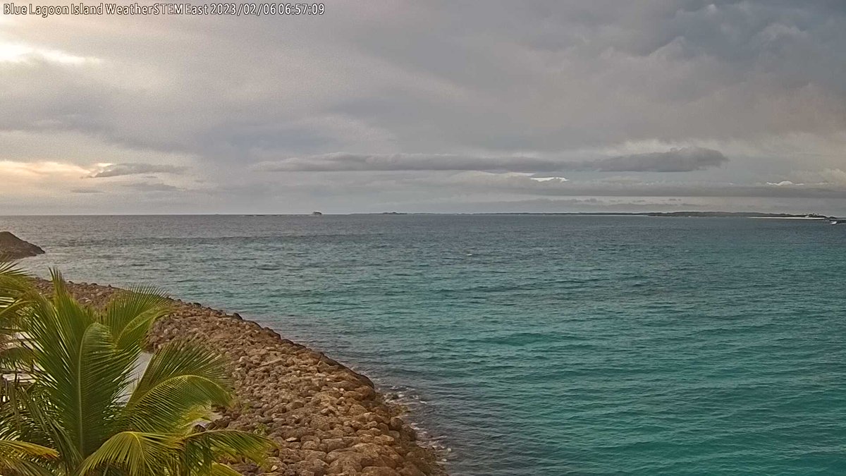 BLIWeatherSTEM's tweet photo. Blue Lagoon Island at sunrise and it's 72.4 F. https://t.co/ON8BDGU8hc