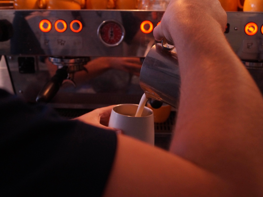 PressRoomCoffee's tweet photo. It's time to face Monday head on... But not without a coffee! Your favourite baristas are waiting for you! https://t.co/Ab21pluHjA