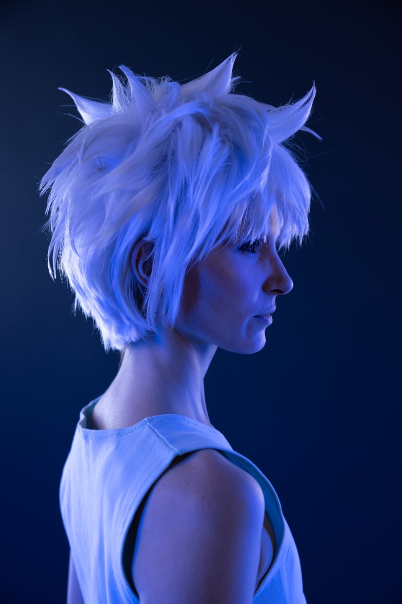 meierkamer_ch's tweet photo. Für dieses wunderschöne Cosplay von @kabu_cosplay waren blaue elektrische Blitz im Postprocessing gefordert. 
#fantasyfotografie #cosplayfotografie #cosplayfotograf #anime #bildbearbeitung #photoshop #fotostudio https://t.co/ApFtISZI2L