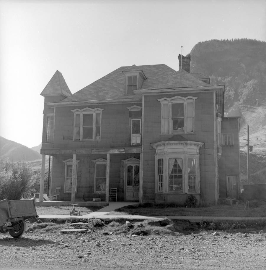 Old Colorado Photos on Twitter "Exterior view of the Gustav Stoiber