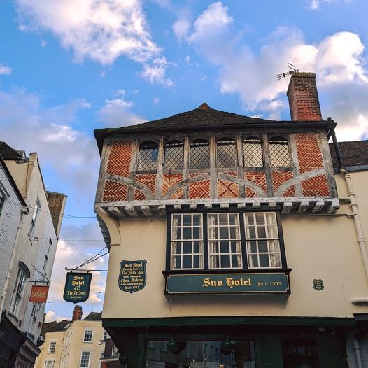 Charles Dickens was a fan of Canterbury - why not rest your head at his old stomping ground The Sun Hotel Canterbury? From historic hotels to chic apartments, there are plenty of great places to stay in our city. buff.ly/2M1DVNv