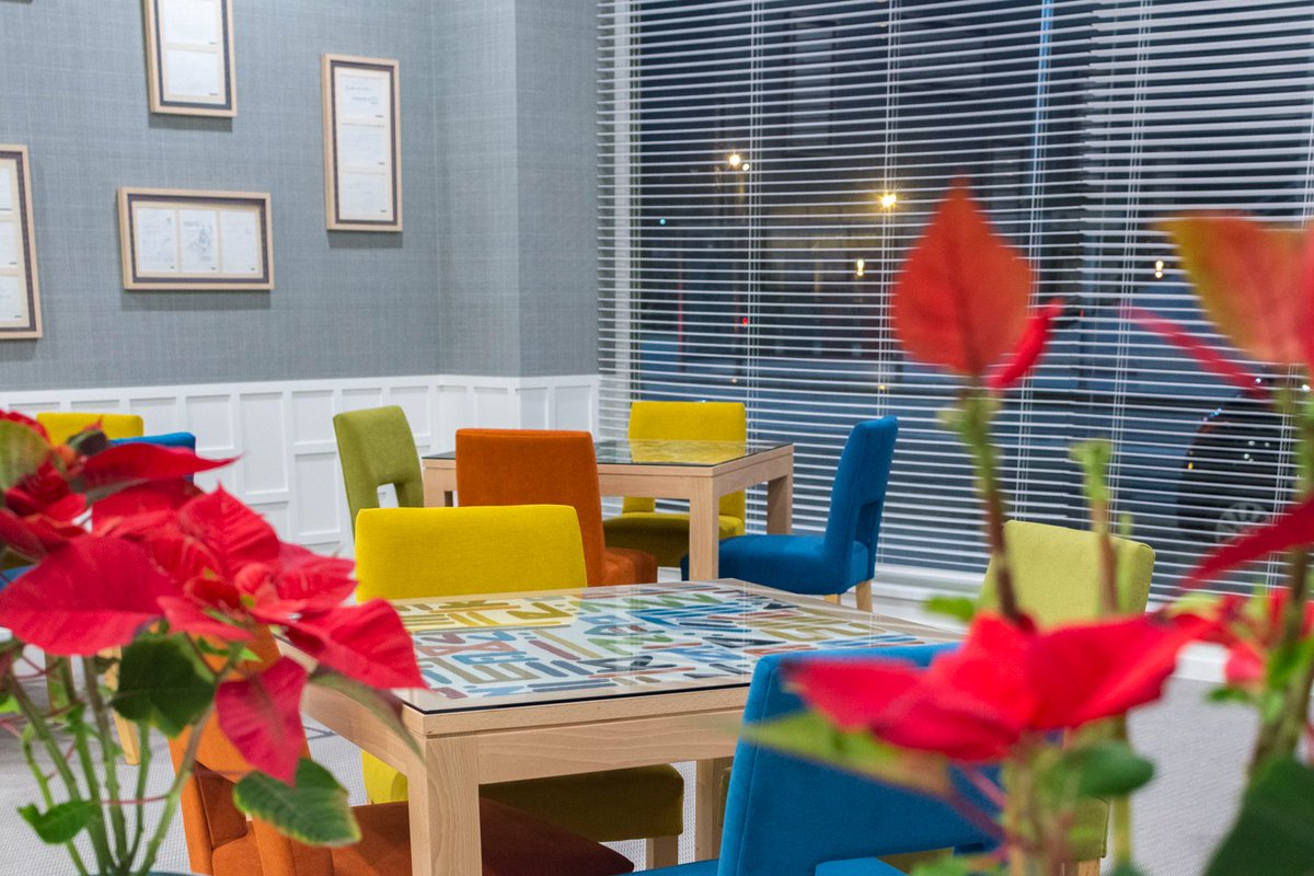 BahiaVigohotel's tweet photo. Son #teletrabajo y #vacaciones compatibles? Siii😁
En el #HotelBahíadeVigo puedes trabajar en la habitación o en nuestro rincón favorito de recepción Aprovecha las ofertas y disfruta de unas #holidayworking
#hotelesbusinessclass #wifigratis #hotelesenvigo #vacacionesinfinitas https://t.co/jLkacPDCI7