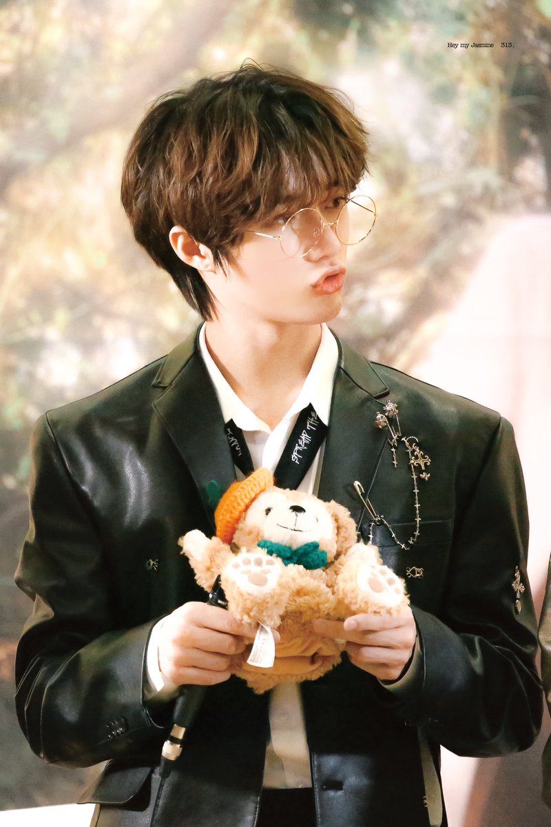 HeymyJasmine313's tweet photo. 20230206 🥹

 #TXT #TOMORROW_X_TOGETHER #범규 #BEOMGYU https://t.co/AW9YFcdozE