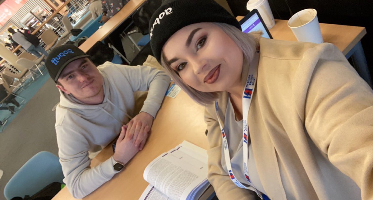 Doing our bit for brand awareness on campus today <a href="/gopuff/">Gopuff</a> <a href="/sunderlanduni/">University of Sunderland</a> @UOSMICE #groceries #thenewubereats 🤣🤣🤣