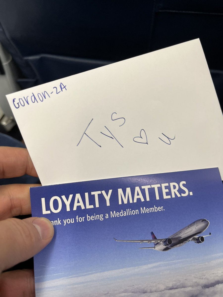 BlakeAGordon's tweet photo. It’s the little things that make the trip smoother. The @Delta team @FlyKnoxville brightened the day. https://t.co/P4o0FHEe6e