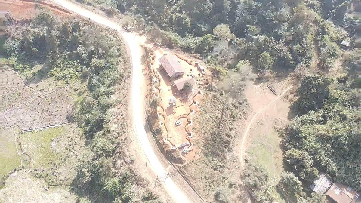 Myanmar_Now_Eng's tweet photo. Resistance fighters in Sagaing Region’s Homalin Township managed to retain control over Shwe Pyi Aye Myothit for three days despite a heavy military presence in the area
#Myanmar 
https://t.co/tdtjRIIMro https://t.co/lqwOLYbqI2