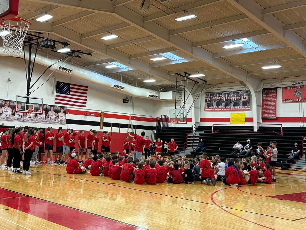 Had a blast at our youth camp yesterday!

120+ campers
50+ high schoolers
Got to enjoy some pizza and some basketball! Great afternoon