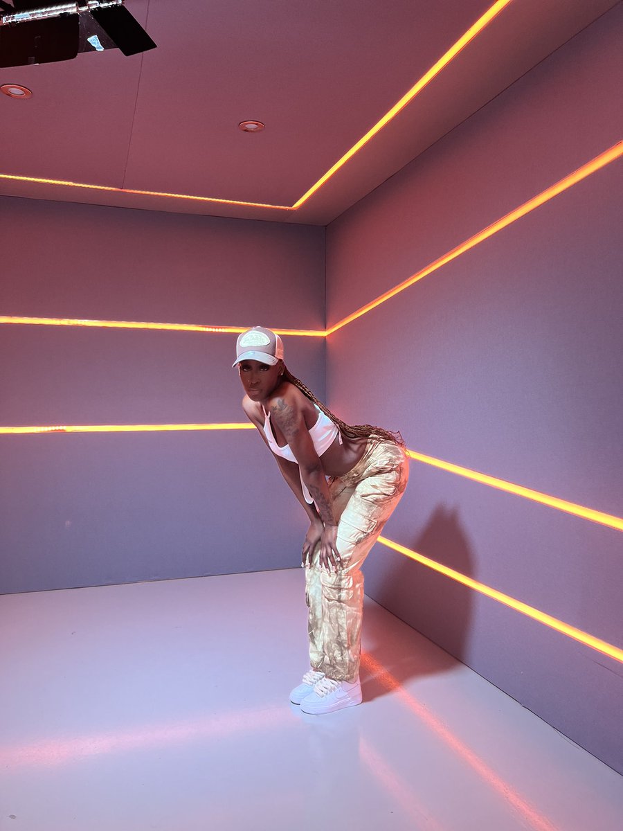 They say I’m under rated , that’s a under statement 🧏🏾‍♀️

📌 HARDEST BARS OUT NEXT WEEK SUNDAY 💨