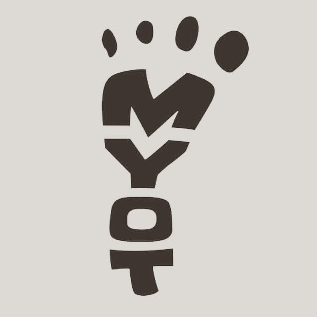 MYOTwear's tweet photo. MYOT = MAKE YOUR OWN TRACKZ
.
#clothing #Makeyourowntrackz https://t.co/gNaolzVJOZ