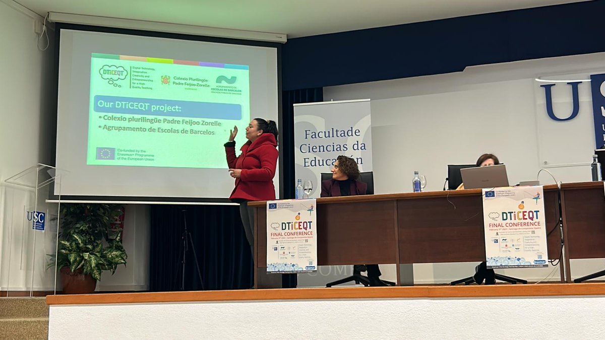 feijoozorelle's tweet photo. O alumnado de 3º da ESO, acompañado pola xefa de estudos, a orientadora e a súa profesora de inglés, ven de participar na xornada de peche do proxecto Erasmus #DTICEQT na facultade de Ciencias da Educación da USC #Erasmuspluszorelle @DTiCEQT @BeaNietou 
https://t.co/RR2wnnnXrU https://t.co/FRTmPWp6Lw