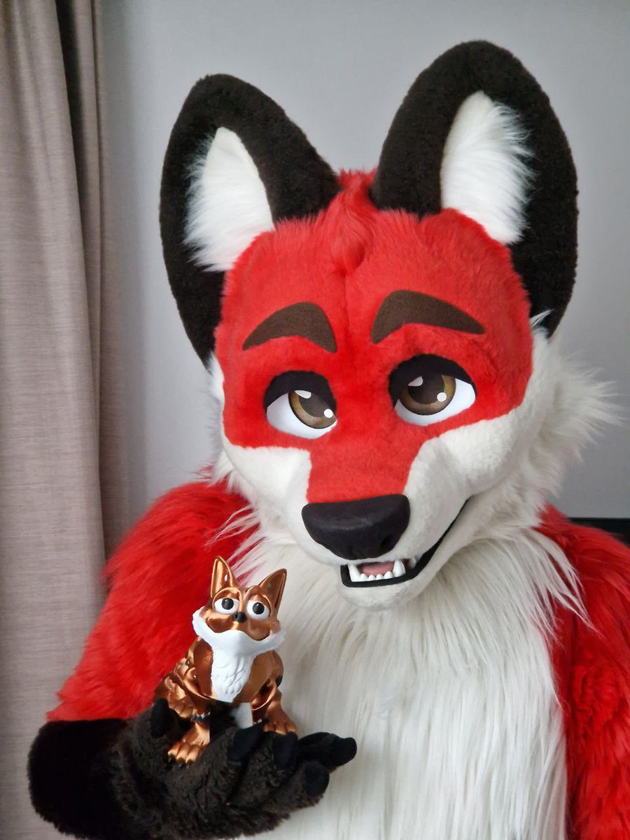 XavierFox19's tweet photo. Almost time to head off after what's been my best con experience.

Huge thanks to the staff, crew and volunteers that make this all happen.  Was nice to contribute too.

Time to take this fox home, can't wait to see what we all managed to raise for charity at #ScotiaCon2023 https://t.co/OeaHqFfAv6