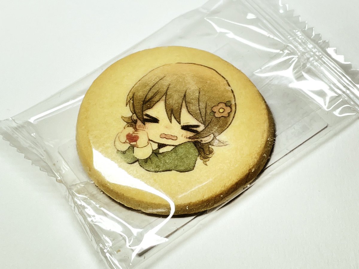 森久保乃々 「はなぽよさんのところで頂いたクッキー、かわいくて食べられない…しばらく眺めよう…」|ガーベラのイラスト