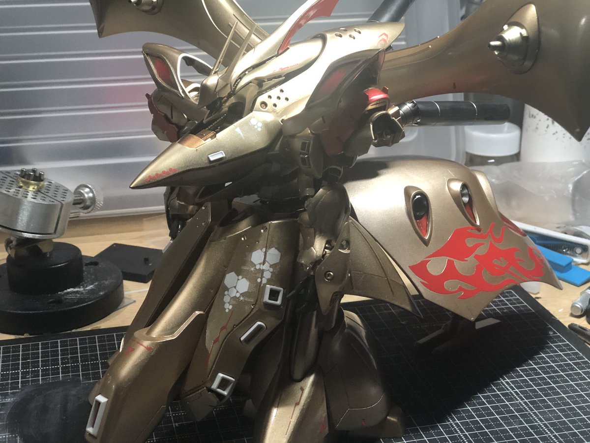 hantama_pla's tweet photo. HGナイチンゲール 
これにて完成
取り急ぎ 写真は適当ですが撮りました😂
蛇腹の腕が気に入らなかったのでRGサザビーの腕に変更してます☺️

まぁまぁな物になったんではないでしょうかw

 #ガンプラ
  #ガンプラの画像貼るとRTされると聞いて 
 #ガンプラ好きな人たちと繋がりたい https://t.co/7ob5xZwAeF