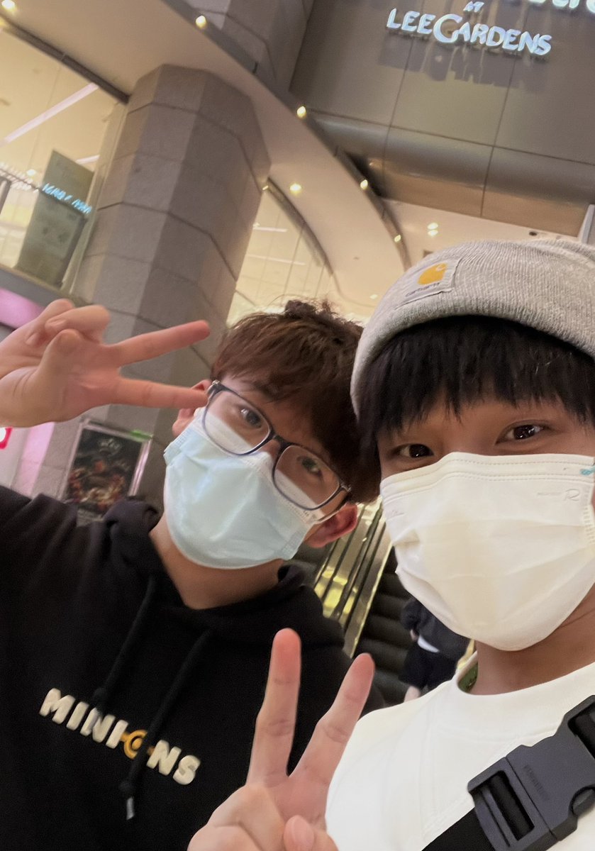Knocknock7321's tweet photo. Twitter第一張合照✌️
@my_code_123 https://t.co/NTAQZ5TzkQ