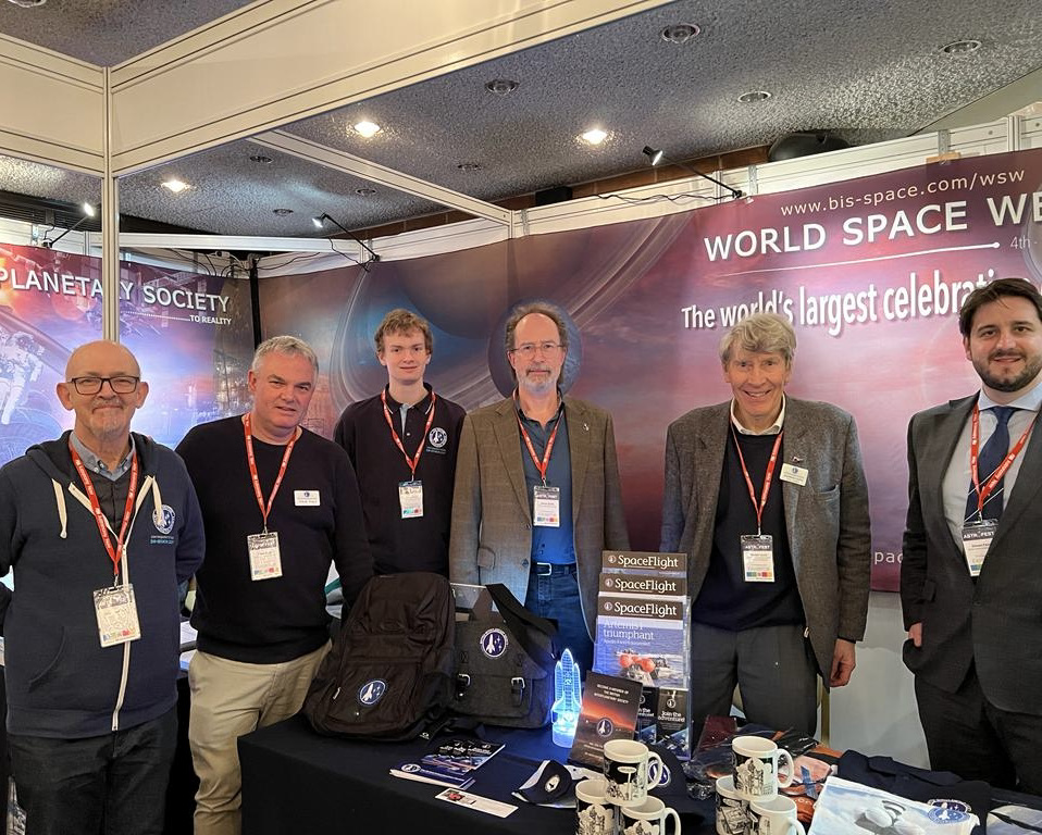 Congratulations to @stevenyoungsfn @AstronomyNow for the excellent #Astrofest2023 last Friday & Saturday!
As ever, the BIS was delighted to be there and enjoyed the event immensely! We are already looking forward to #Astrofest2024!