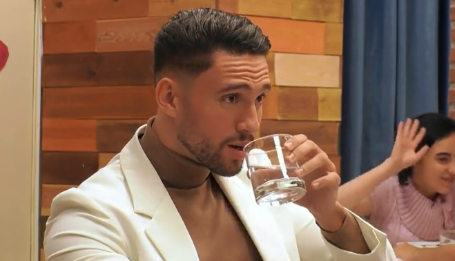 ¡Ah! Así que estudias marketing digital... 

A ver, hazme trending topic.