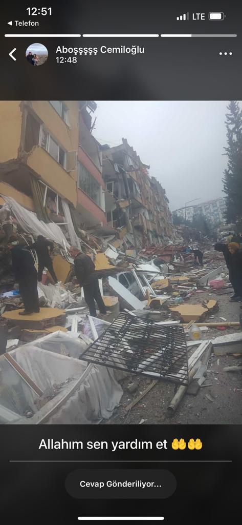 nazzlicanim's tweet photo. @haluklevent Antakya/Hatay Akevler Mah. 432.sokak Rüya Apt öndeki sarı kırmızılı bina Mustafa Yüceden Sultan Yüceden https://t.co/RwqHATXUME