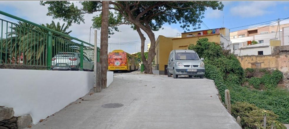 ParticipaLPGC's tweet photo. Presupuestos Participativos 2018.
El Ayuntamiento de Las Palmas de Gran Canaria ha instalado un itinerario peatonal ubicado entre el barrio de La Guillena y Lomo los Frailes, a través de los #presupuestosparticipativos2018

#ParticipaLPGC  #ParticipacionCiudadana https://t.co/a2dDMzi5jE