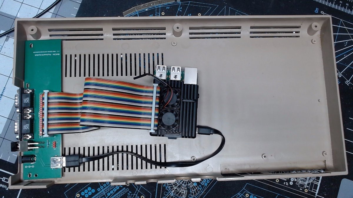 defrisselle's tweet photo. I'm sure I found a 3D printed frame for mounting a rPi with GPIO expansion board in a case but apparently didn't download it or bookmark it So, Anyone know of such a print
#BMC64
#C64
#3DPrinting https://t.co/YzRQRI3O1o