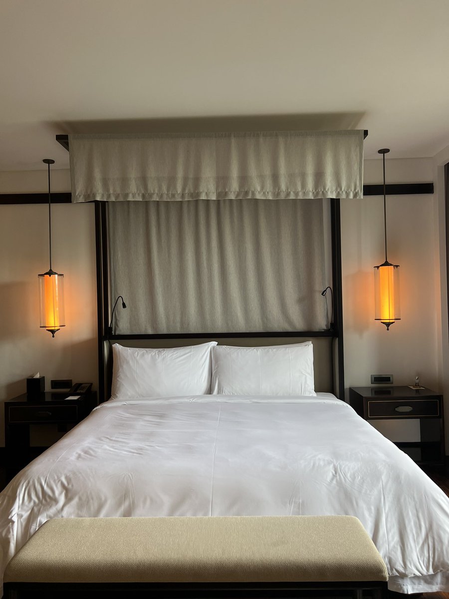 _doraredre's tweet photo. nih aku kasih rekomendasi hotel yang cakep banget buat honeymoon di Bali/Sumba ada bathtubnya, dan private beach ✨

wajib save, rt, dan likes karena akan spill tips dapet diskonan hotel ✨ https://t.co/xhbUtOlFtb