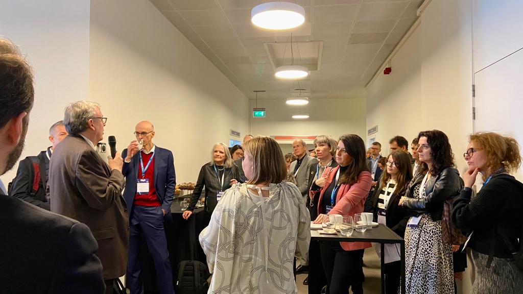 scibus's tweet photo. Today the Science|Business Network is meeting to discuss future priorities for European R&amp;I and Horizon Europe in times of crisis. Our members’ opinions will inform a new white paper to submit to the EU Commission and to inspire wider public debate👉 https://t.co/Wwkc35fhHa https://t.co/HmPqEbdB8y