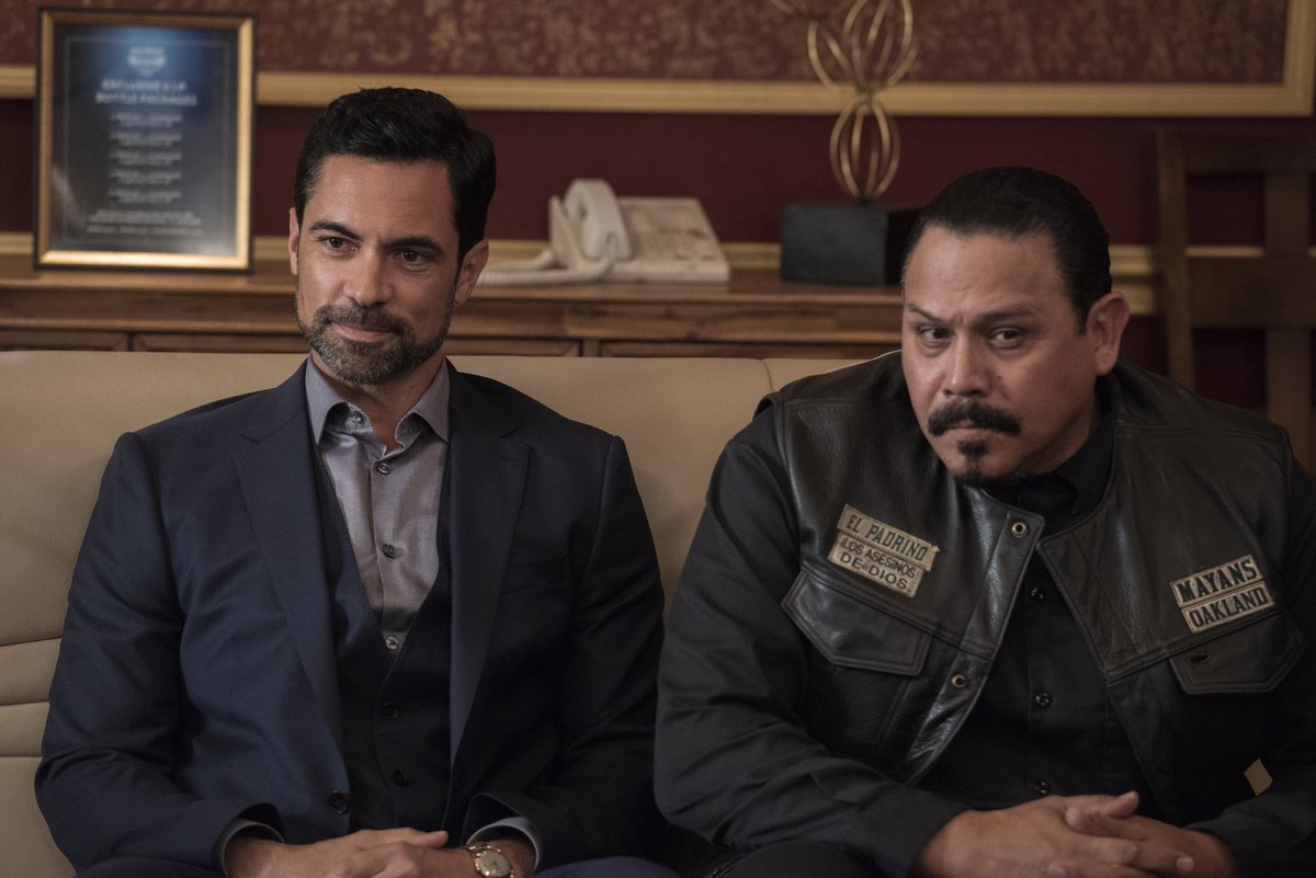 TeamDannyPino's tweet photo. Todays #DailyDanny because I love the history and friendship of these two. @TheDannyPino @EmilioRivera48 #MayansMC #SVU #TheShield https://t.co/FtER9ZdvP0