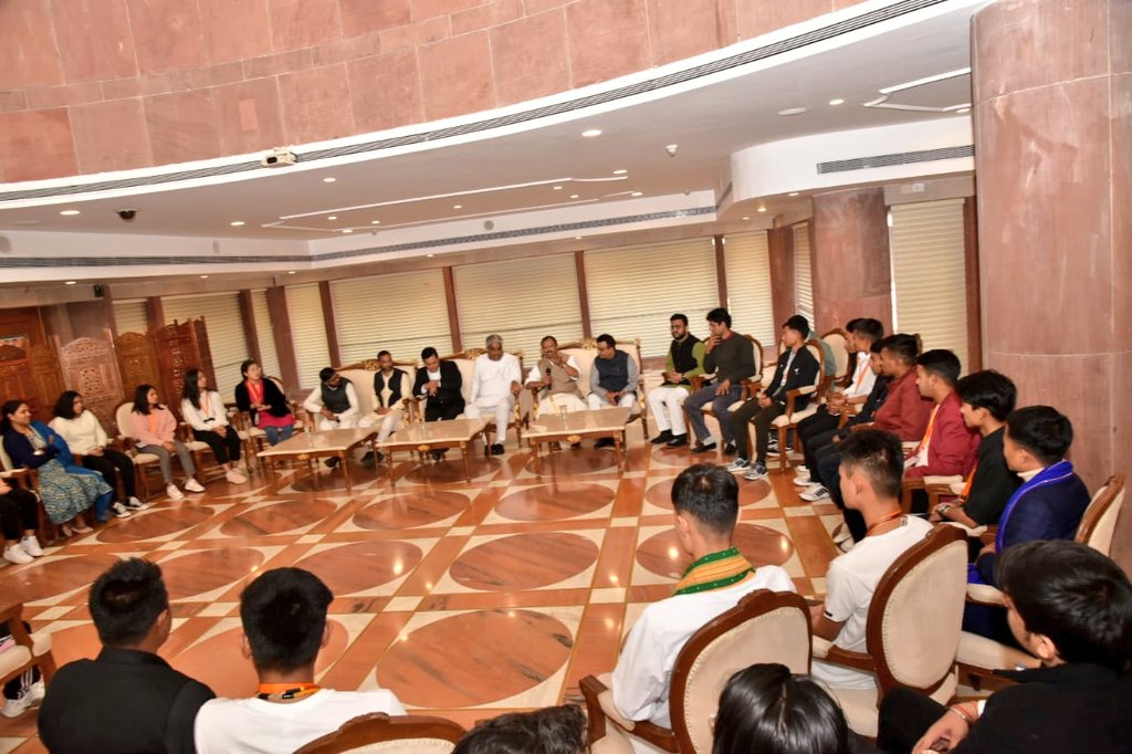 VMBJP's tweet photo. It was a pleasure hosting students from the North-Eastern States, who are on the Student Experience in Inter-State Living (SEIL), a project of @ABVPVoice in Palriament today. https://t.co/SiBPclXWie