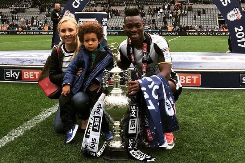 #PrayForAtsu 🖤🤍