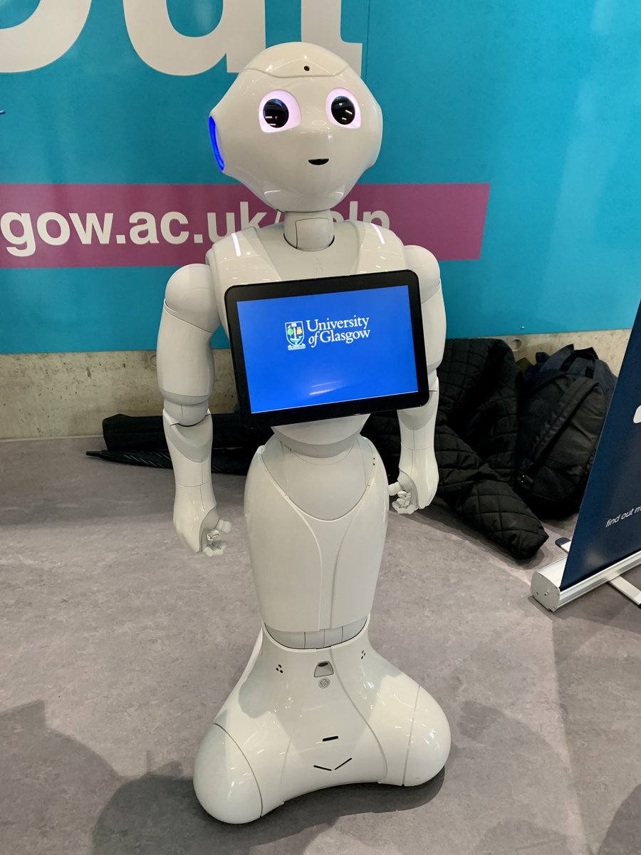 It’s not every day that I get to interact with a cute robot at work! My colleague and I enjoyed talking to Pepper this lunchtime 😊🤖 <a href="/UofGlasgow/">University of Glasgow</a> <a href="/UniStrathLibIT/">University of Strathclyde Library & IT</a>