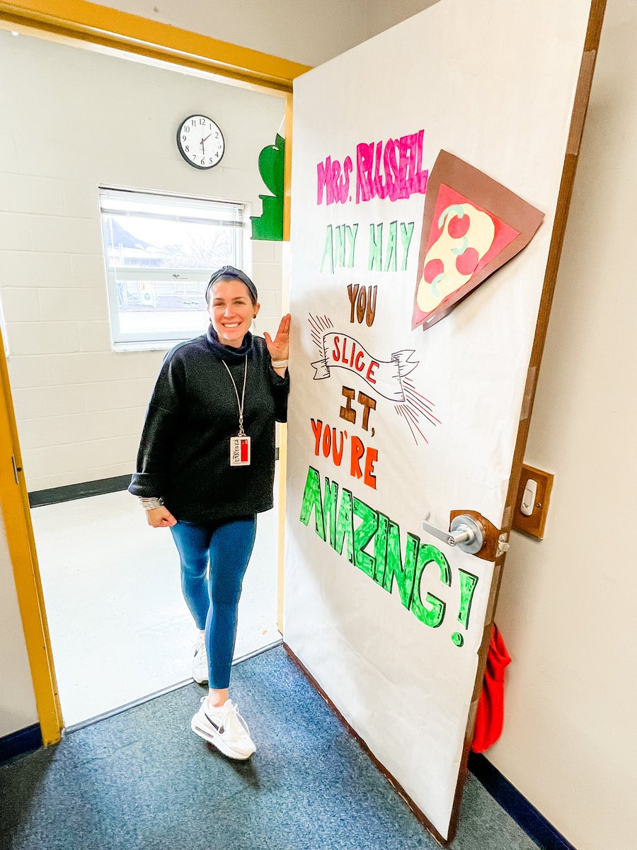 “Mrs. Russell — anyway you slice it, you’re amazing!” 🍕🍕🍕🍕Happy National School Counselors Week! How lucky is <a href="/Creeksidetweet/">Creekside ECS</a> to have the best of the best? 🤩 <a href="/CounselorJenR/">Jen Russell</a> #WEareLakota #NeedToSucceedCECS
