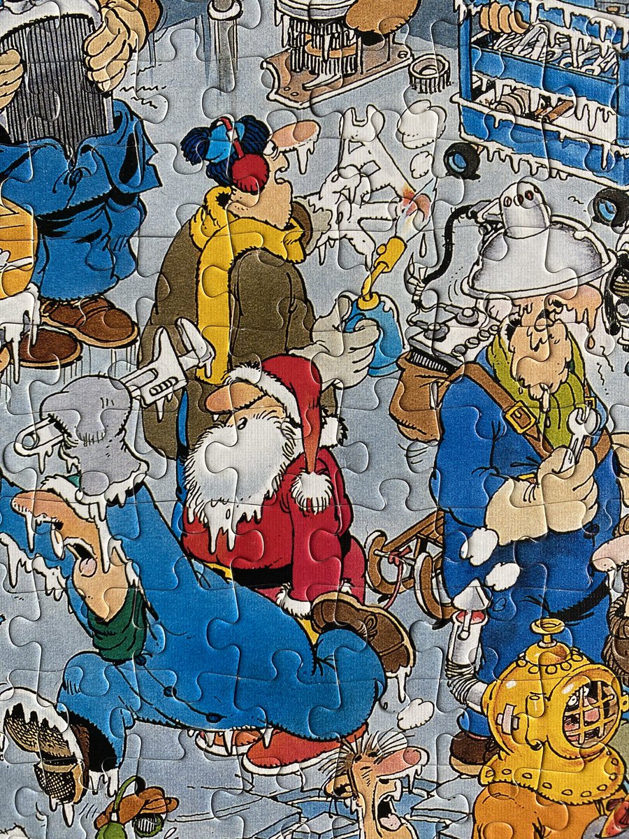 Hannashome_40's tweet image. Geen octopus, schoonmoeder of scouting in deze puzzel ontdekt, wel Jan van Haasteren  (volgens mij) #theassemblyline @janvanhaasteren.puzzels #vanhaasterenpuzzles #janvanhaasteren #janvanhaasterenpuzzel #puzzelen #legpuzzel #puzzle #puzzling #puzzlingworld #puzzlingcommunity