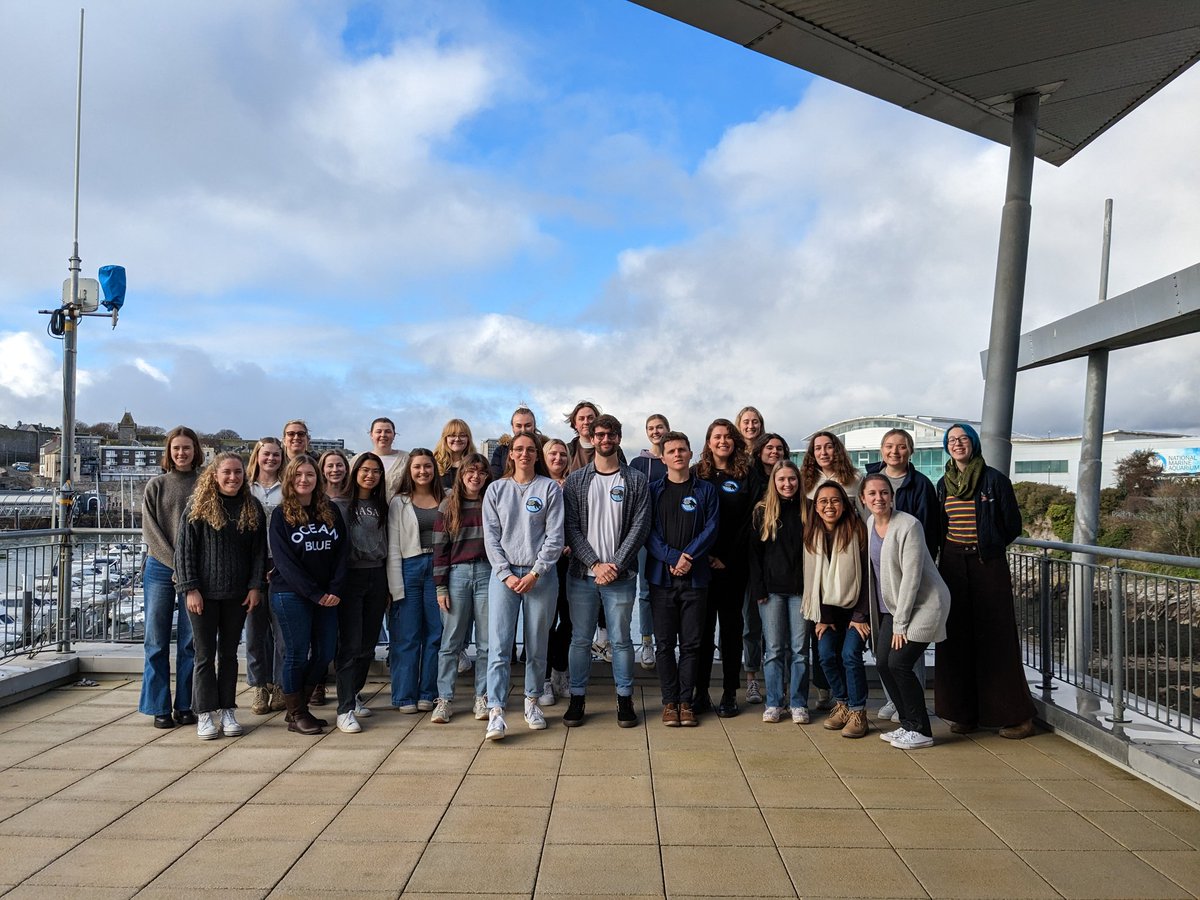 cuttle_cons's tweet photo. Big thank you to the MSc #MarineConservation students from UoP for attending our workshop last week. 🌊
It was lovely to meet you all and so fascinating to hear about your business start-up and stakeholder engagement event ideas. 
We hope to see you again soon! 🦑 https://t.co/hVw0kOyCRi