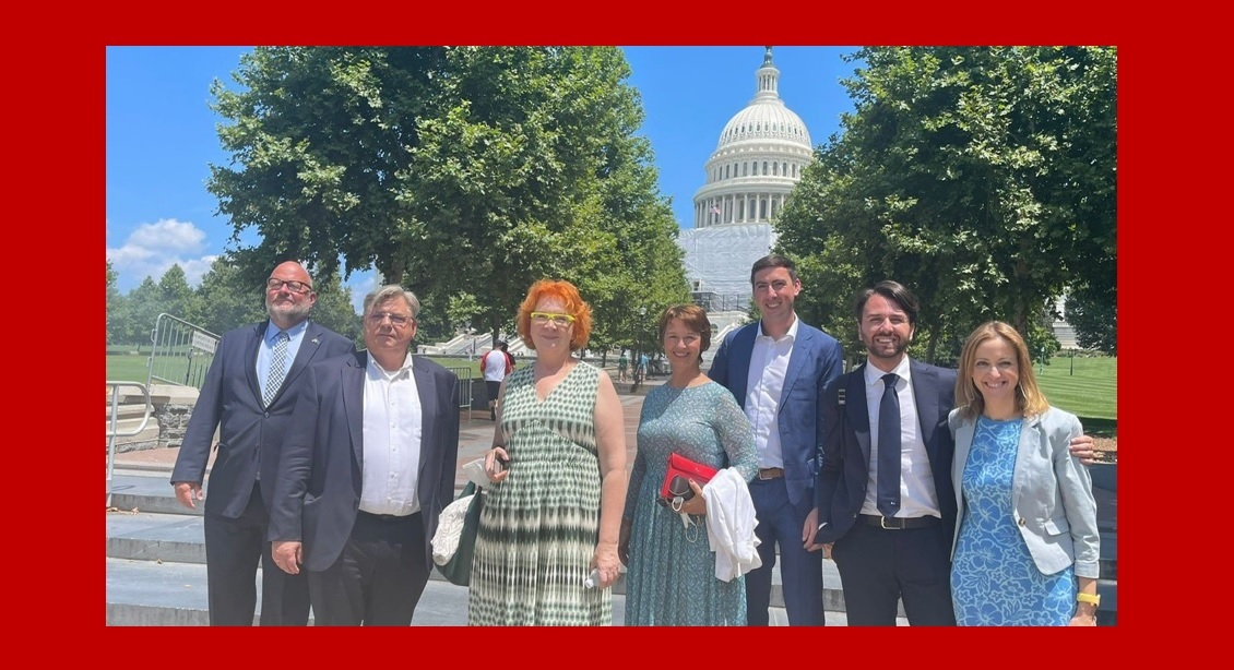 EU officials are planning to push 'for a more permanent solution' to 'accidental American'# FATCA issues at meeting w/ US this week, an EU official has said..(Update, incl. new PETI committee hearing video link...) bit.ly/3HZCPSN <a href="/USAccidental/">Accidental Americans</a>  <a href="/EU_Finance/">EU Finance 🇪🇺</a> <a href="/SophieintVeld/">Sophie in 't Veld</a>