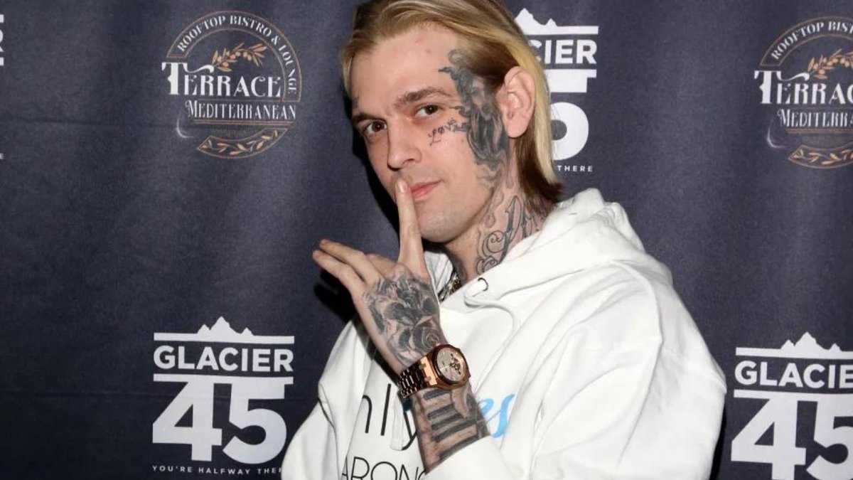 NirajYa89820276's tweet image. "Exciting news! @aaroncarter is back and better than ever! His unique sound and powerful voice have fans talking.
celebnetworthwiki.com
 #AaronCarter #MusicComeback #PopIcon #ThrowbackThursday #90sPopstar"